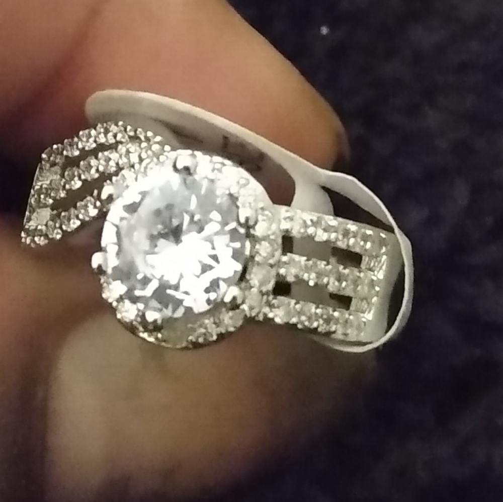 Rings - Picture 2 of 5